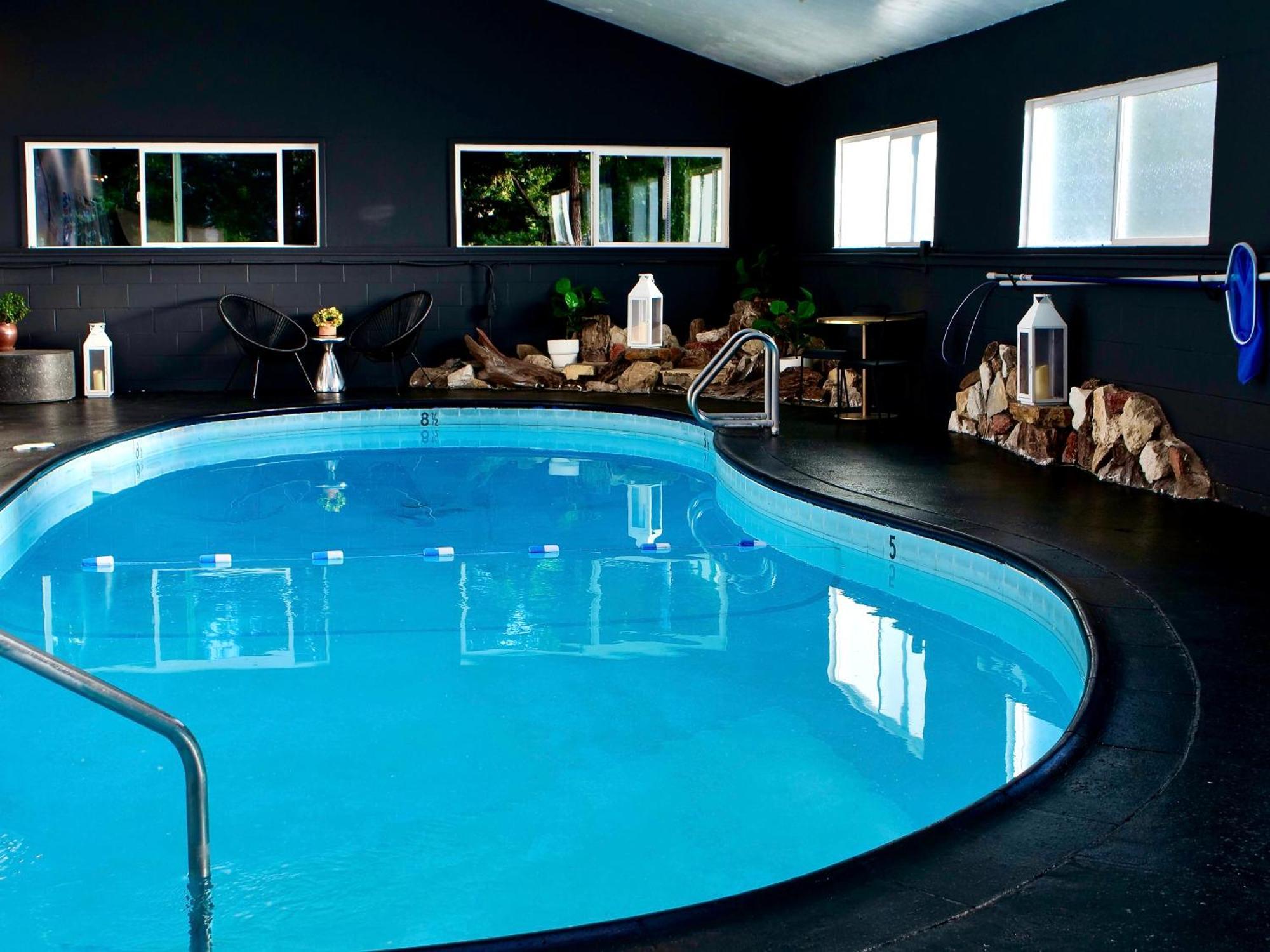 Sierra Blue & Swim Club